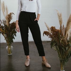 EUC Sotela Ryan trouser pant in black tencel (petite)